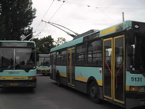 Troleibuzul Astra Ikarus 415T 5131 plecand din terminalul BD.Alexandru Obregia pe linia 74