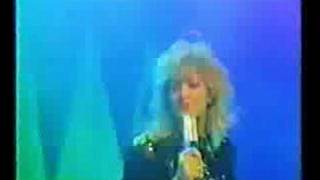 Bonnie Tyler - It's a Jungle Out There