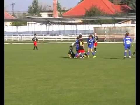 PMFC 2003 -- Kész-SZEAC 2002  8:1 -- Piros Arany kupa (U11) 2012