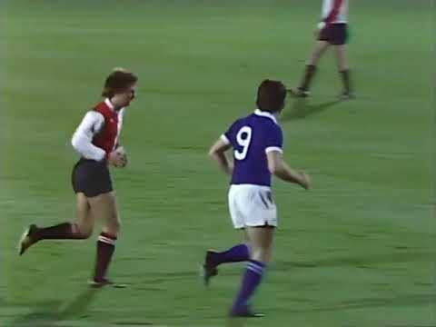 Ipswich Town - Feyenoord Uefa Cup 1975/1976  Second Leg (v Hanegem playing)