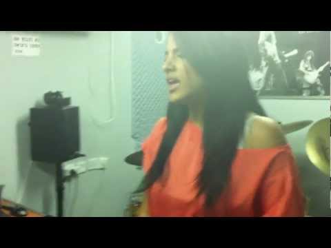 ביצוע של מור סעדיה - CHRISTINA AGUILERA