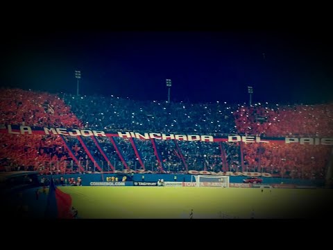 "Tremendo aliento en la previa Cerro vs Gremio - PONETE LOS AURICULARES" Barra: La Plaza y Comando • Club: Cerro Porteño • País: Paraguay