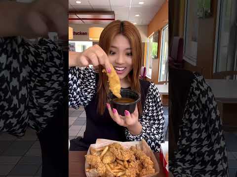 DIFFERENT TYPES OF FRIED CHICKEN EATERS... #shorts #viral #mukbang