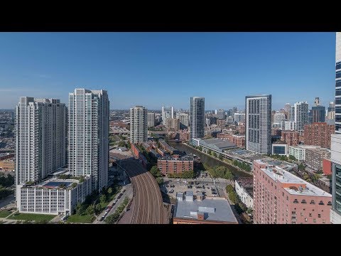 A 2-bedroom, 2-bath penthouse model near River North and the West Loop at Left Bank A 2-bedroom, 2-bath penthouse model near River North and the West Loop at Left Bank