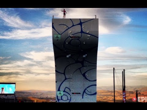 Chris Sharma's Deep Water Solo Comp - EpicTV Climbing Daily