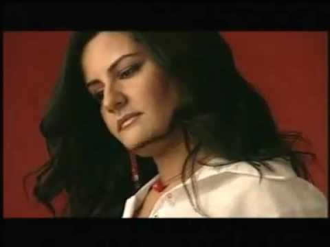 Andrea Bela - Por cobardía