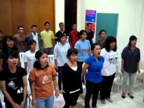 Latihan Paduan Suara NHKBP Serpong
