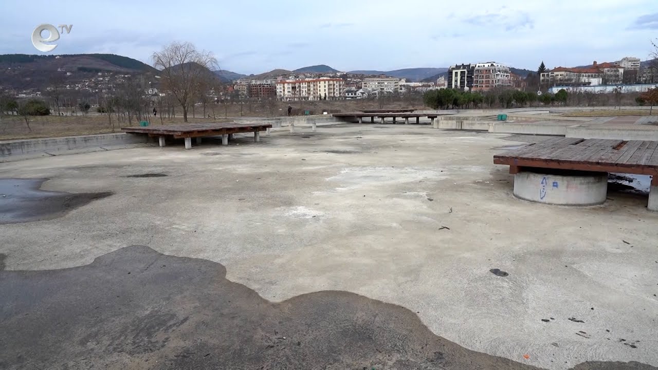 Вандалски прояви в парк „Арпезос -Север“ в Кърджали