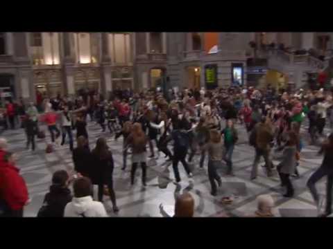 3 Fascinating Flash Mobs