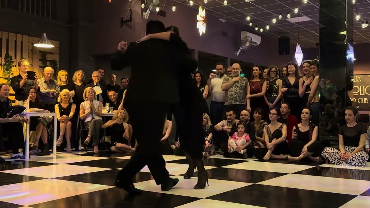 Video thumbnail for Roxana Suarez Carlitos Espinoza Padova 22/03/2025 (2/5)