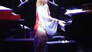Tori Amos-Tulsa-2003-09-Here In My Head