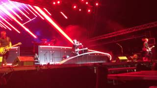 Indochine - Stef II [Live Déferlantes d&#39;Argelès sur Mer 07.07.14]