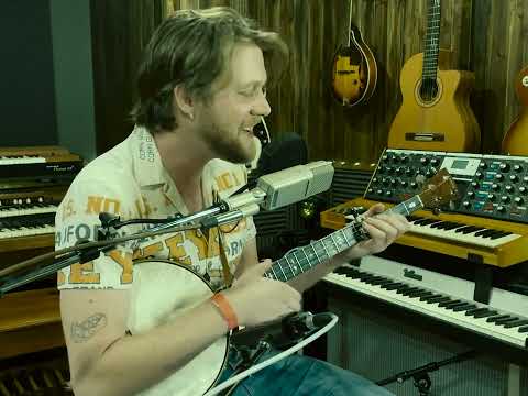 HAND IN MY POCKET // Alanis Morissette cover by Taylor Ashton