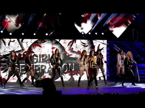 121110 SNSD 소녀시대 - Run Devil Run @ SBS Super Concert