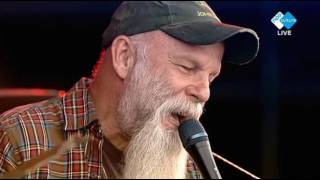 [ Seasick Steve Live @ Pinkpop 2017 ] 1. I don't know why she love me, but she do