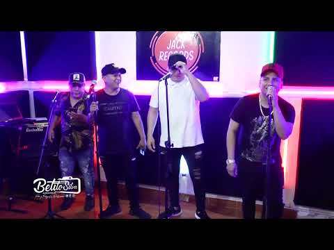 MIX YO NO LLORO - LADRONA - MANUEL VEGA Y LOS CHICOS DE LA LEY
