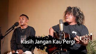 Download lagu Kasih Jangan Kau Pergi - Bunga || Cover by Yusten & Jun Kiki || Live Acoustic mp3 Download lagu Kasih Jangan Kau Pergi - Bunga || Cover by Yusten & Jun Kiki || Live Acoustic mp3