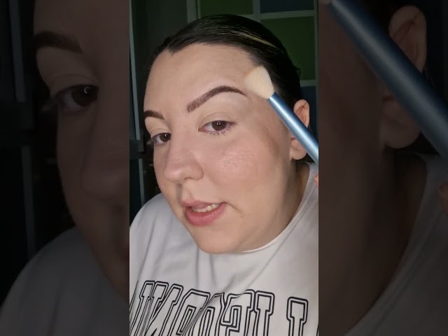 Vídeo relacionado con Paleta De Sombras De Ojos: Gama Cromática De Composición Mineral Resistente A Las Arrugas, Surtido De Belleza Portátil Y, Textura De Fusión De Intensos, Serie De Mejora De La Visió