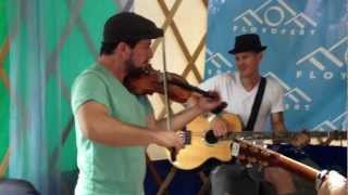 Brandi &amp; The Twins rehearsing Closer To You At FloydFest