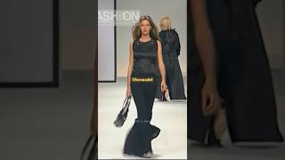 Supermodels Vs The one &amp; only Ubermodel💥 #giselebündchen #runwaymodel #fashion #supermodel #model