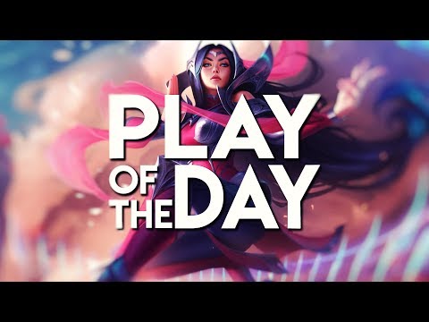 Play of the Day #06 "Irelia" | League of Legends