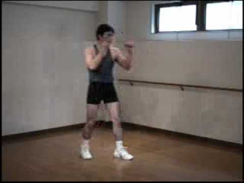 格闘技系エクササイズ　ストレートパンチの打ち方