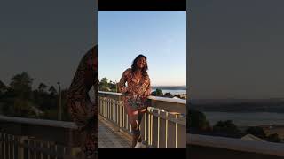 Download lagu Para Pelaku di Kabin. Mereka membenci salju di rumah, tetapi membayar harga mahal untuk menemukannya di pegunungan. mp3