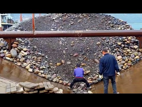 Barge unloading 3600 tons of cobblestone - completed, relaxing video