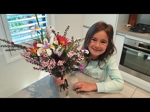 Floristry & Flower care PIN's workshop for LC2 HPPS