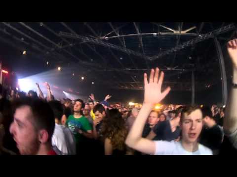 Cold Blue vs. Andrew Bayer - Super Wonderfall (UCast Mashup). Standerwick @ ASOT 750 Utrecht