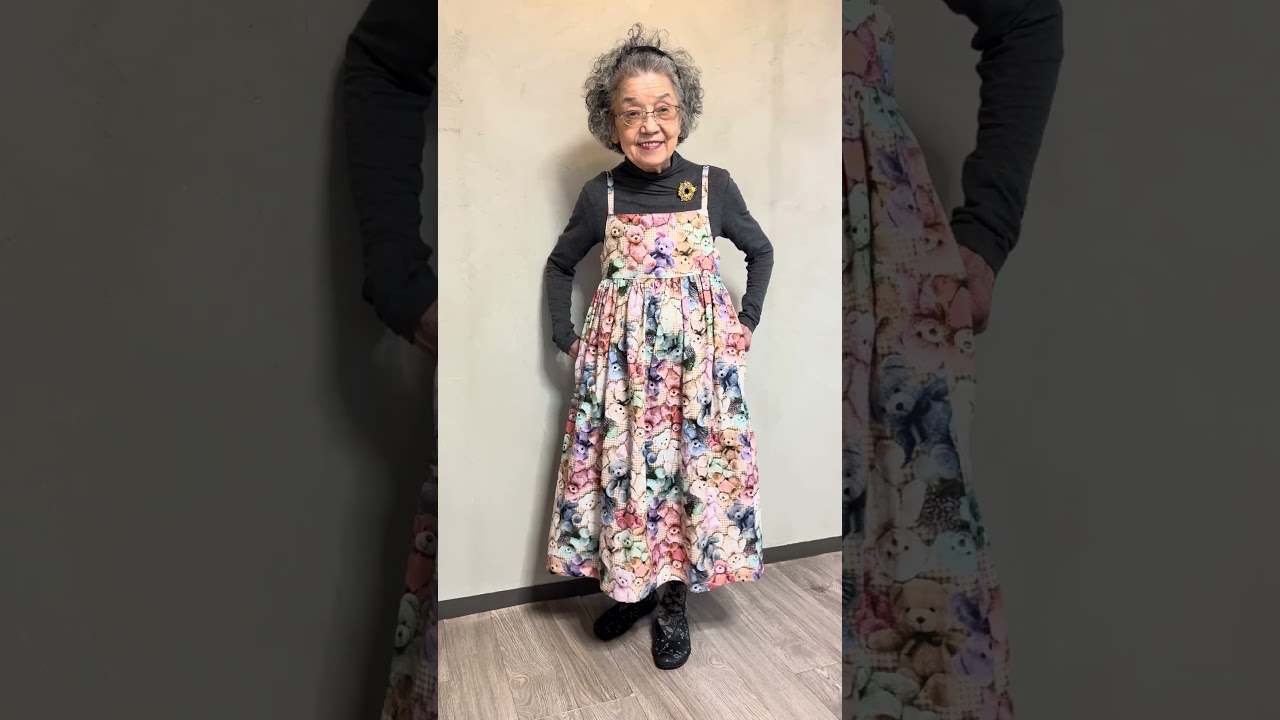 【立体感ある生地】エプロンドレス華やかな生地で作りましたよ！ #手芸 #ソーイング #ハンドメイド #sewing #洋裁