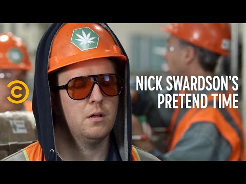 Going Green "の意味するところ - Nick Swardson's Pretend Time (What “Going Green” Means - Nick Swardson’s Pretend Time)