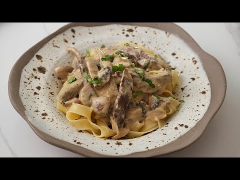 download lagu mp3 mp4 Beef Strogonof, download lagu Beef Strogonof gratis, unduh video klip Beef Strogonof