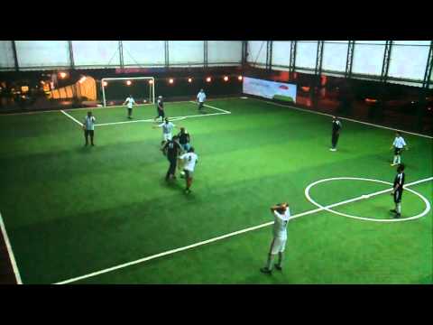 VIP Halısaha 15.10.2015 22:00 - akillisaha.com