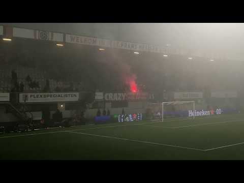 Sfeeractie en vuurwerk bij TOP Oss - AZ