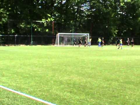 2 juni 2013 NEC Cup Van Gelderland - VV De Meern C1 Doelpunt Rogier (nee, nee, nee, ja)