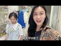 居家一个多月 终于可以收快递了 满满一大车包裹 女儿 进货呢