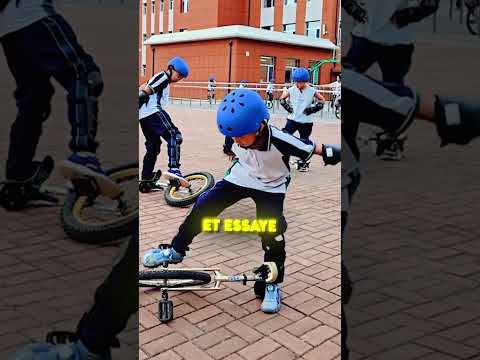 IL N'A JAMAIS FAIT DE VÉLO ET FAIT ÇA ! 😱🚲
