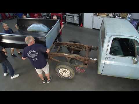 1973-87 Chevy & GMC Squarebody Truck Shortbed Conversion on Motorhead Garage!