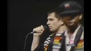 Peter Gabriel - In Your Eyes (Live 80's) avec Yousouf N'Dour