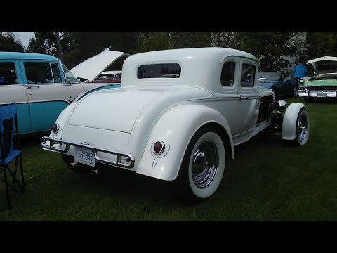 Chris' 1932 Ford Coupe in White - The Classics