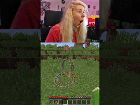 AwesomeElina - MINI Roller Coaster in Minecraft!