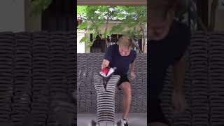 [Tiktokで大流行した]YouTuber瓦割り集‼世界のスゴ技特集!  #shorts