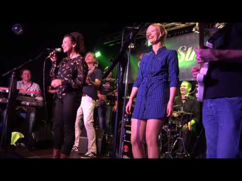 SuperStrut mit Shanai Philippen - Alright / Star People @Schwarzer Adler