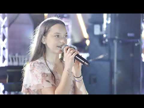 Dansul mirilor ( Cristina și Alexandru ) - Love Story LIVE - Daria Moldovan