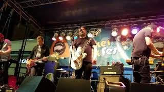 Get up kids live ill catchyou