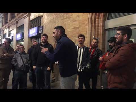 Chirigota del Sur (Pasodoble Si es la mujer - improvisado) - Sevilla (21/12/18)