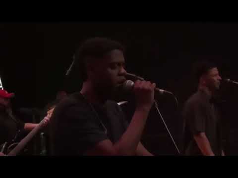 José Jr/Pedro Bertoldo - Quando Jesus entrar (Louvor IIR) + Majestade Santa (Davi Silva)