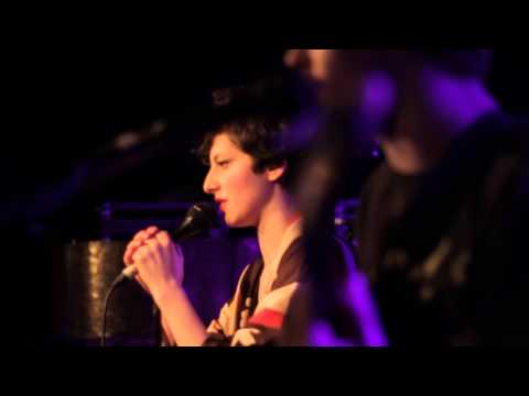 Concrete Knives 'Wallpaper' // BeatCast Live Series