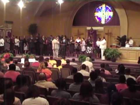 E. TONY GAINES FEATURING VICTORY with Guest Psalmist Lecresia Campbell
